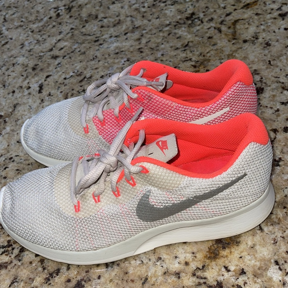 Nike Tanjun Racer - Picture 7 of 9